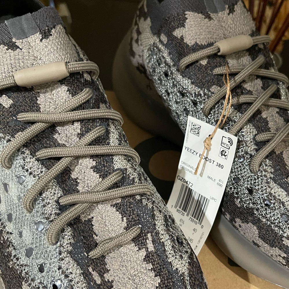 YEEZY BOOST 380 New with tags